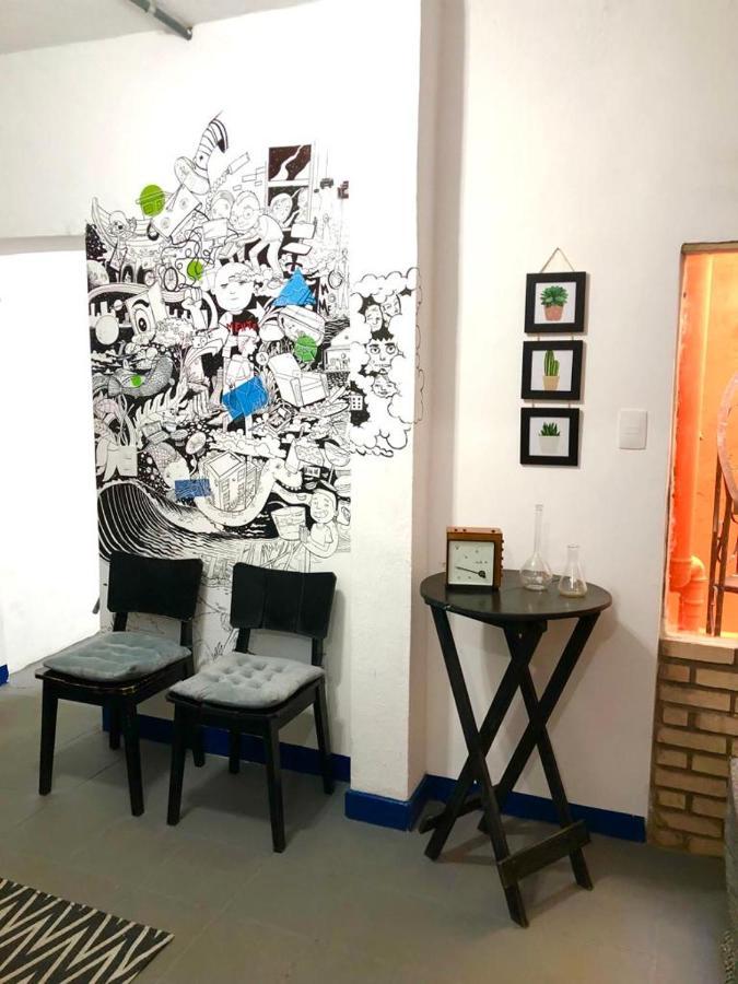 Vilarejo Hostel Pinheiros Guest House เซาเปาโล ภายนอก รูปภาพ