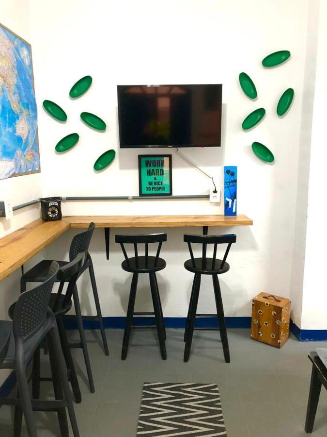 Vilarejo Hostel Pinheiros Guest House เซาเปาโล ภายนอก รูปภาพ