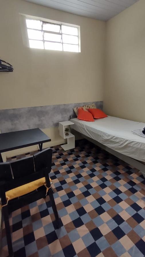 Vilarejo Hostel Pinheiros Guest House เซาเปาโล ภายนอก รูปภาพ