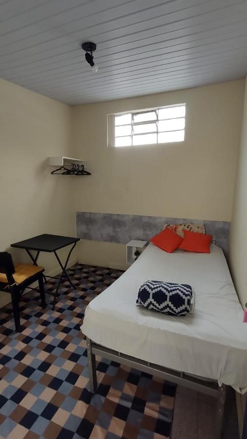 Vilarejo Hostel Pinheiros Guest House เซาเปาโล ภายนอก รูปภาพ