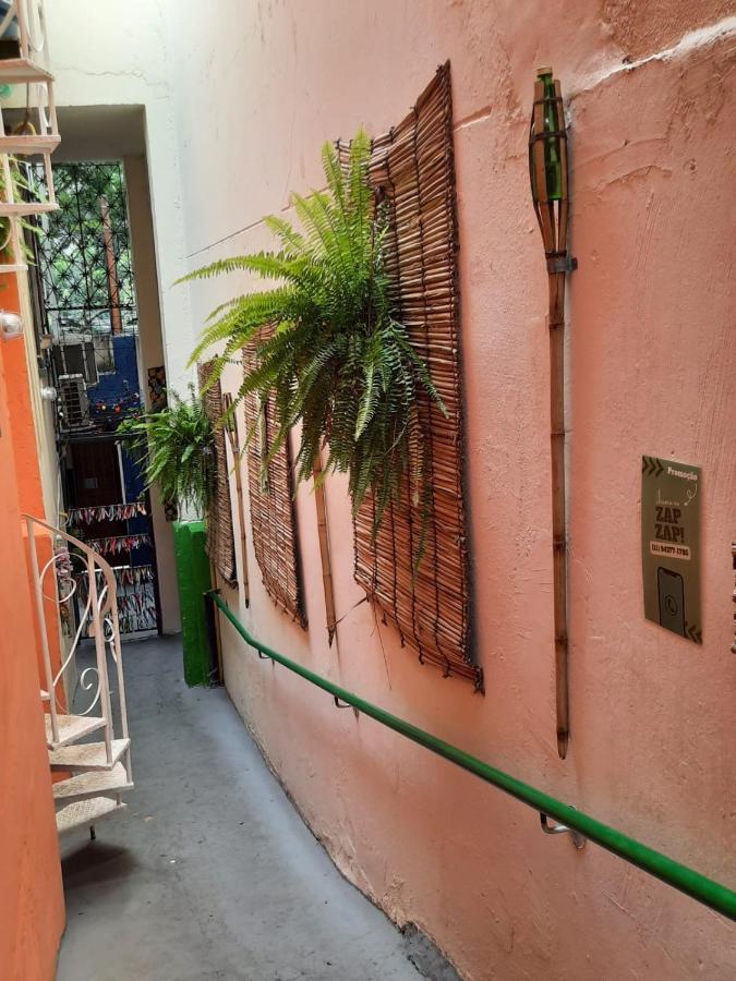 Vilarejo Hostel Pinheiros Guest House เซาเปาโล ภายนอก รูปภาพ